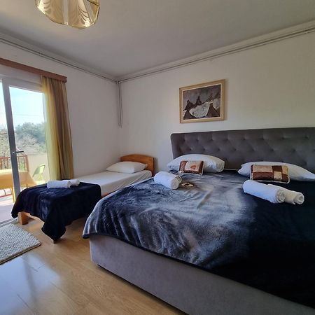 Rooms Slavica Okrug Gornji Habitación foto