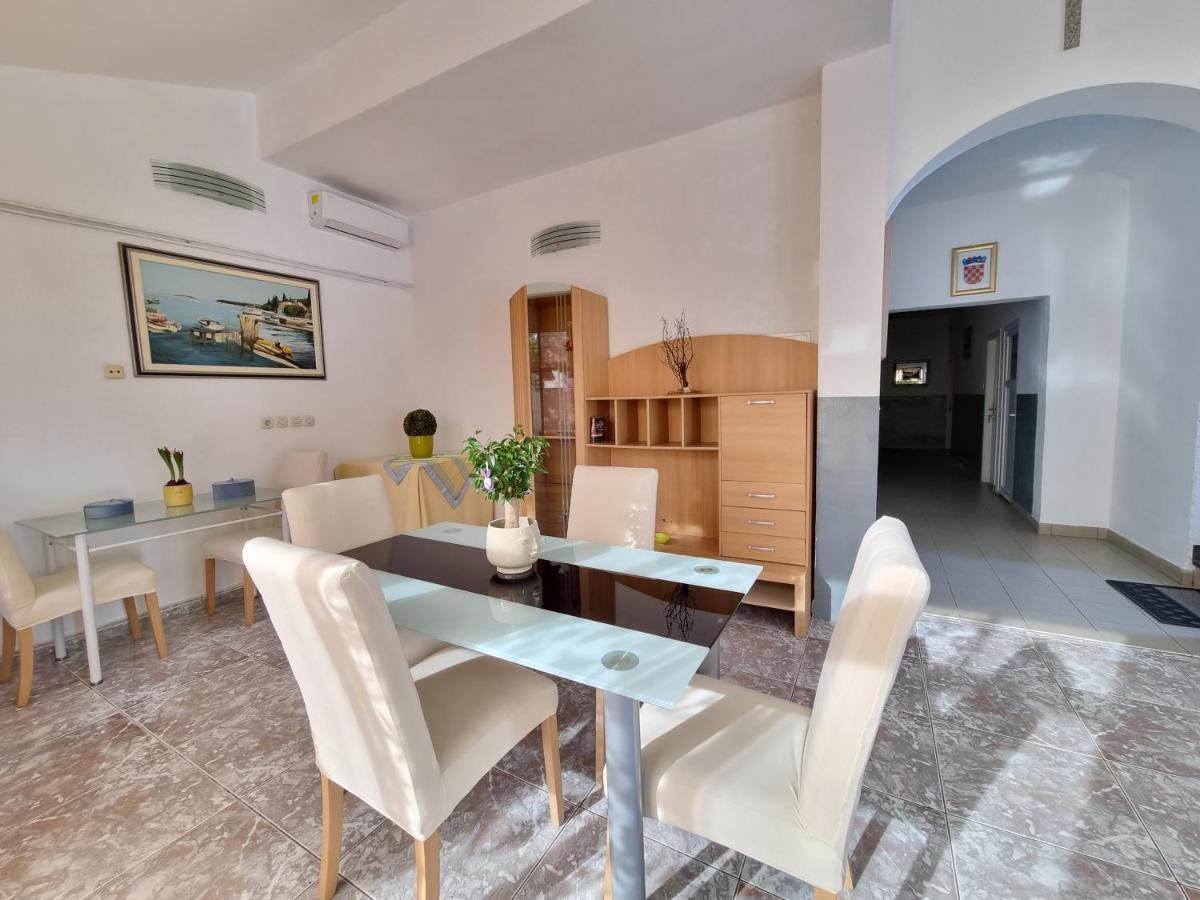 Rooms Slavica Okrug Gornji Exterior foto