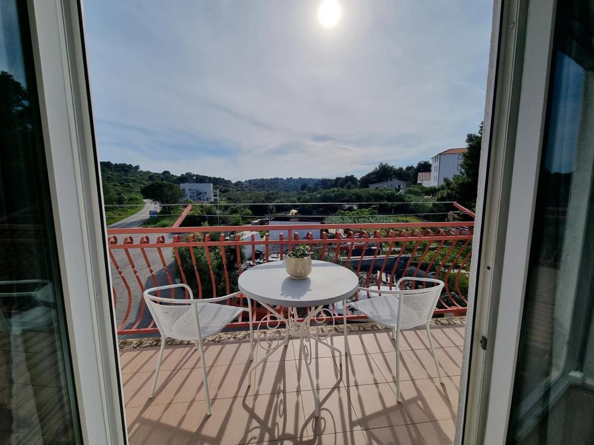 Rooms Slavica Okrug Gornji Exterior foto