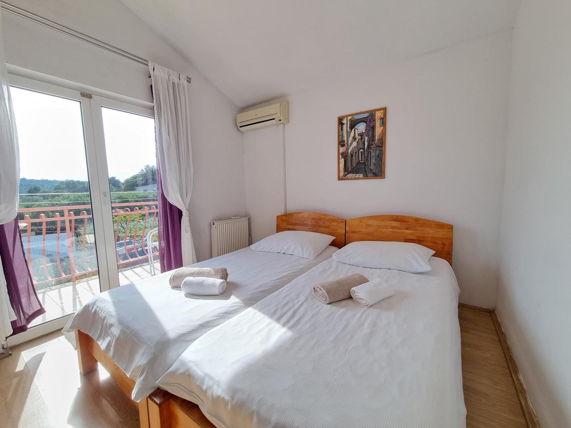 Rooms Slavica Okrug Gornji Habitación foto